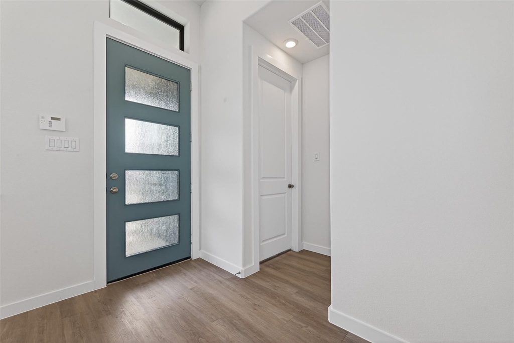 1213 Mercantile Street - Photo 5