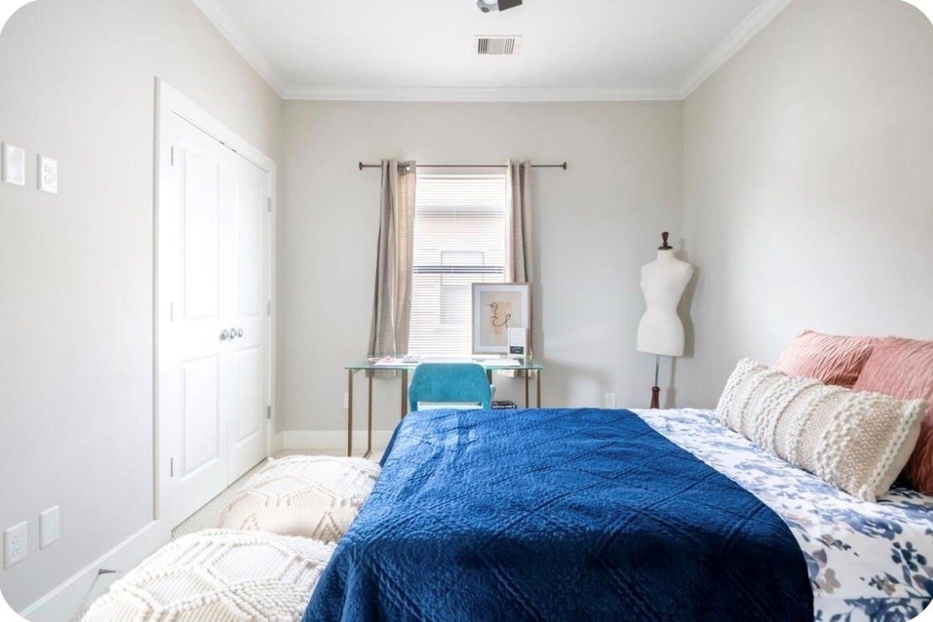 2805 Blodgett Street - Photo 10