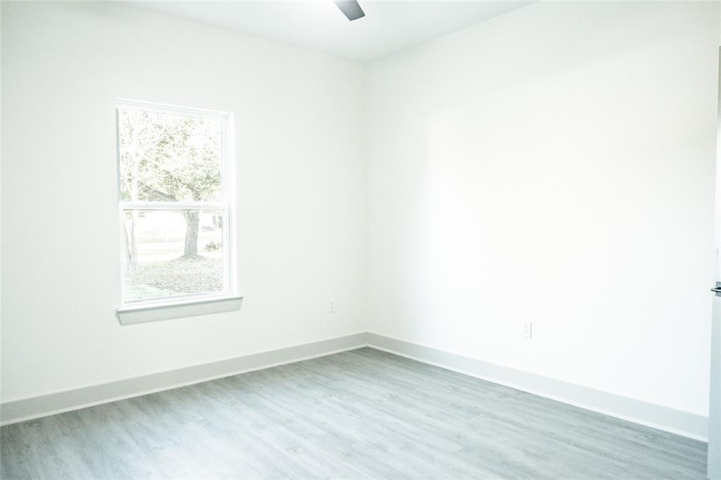 31727 Cypress Circle - Photo 4