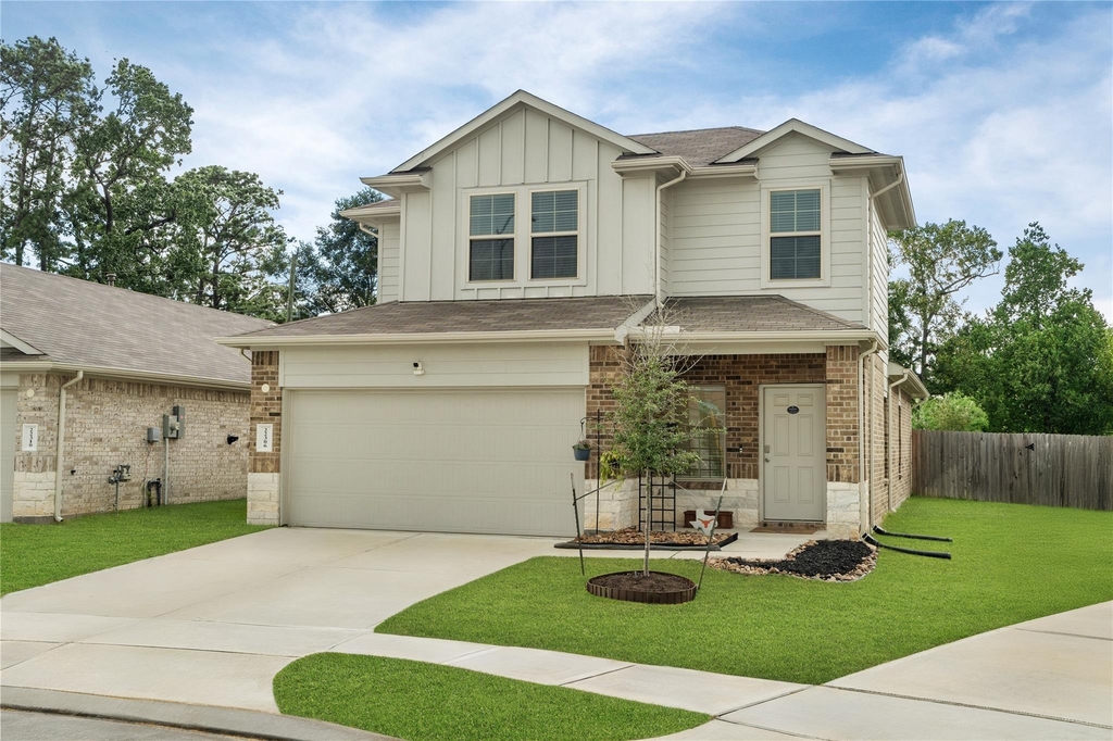 22306 Forest Gorge Lane - Photo 0