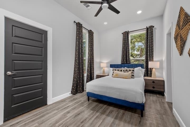 1015 Brooks Street - Photo 9