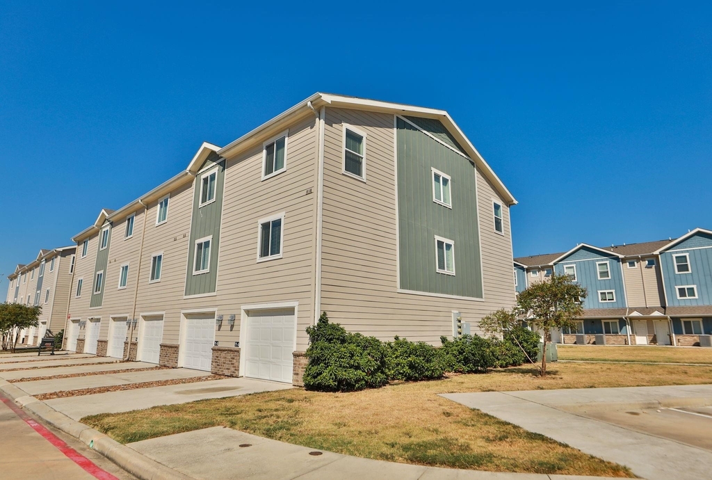 21155 Gosling Road - Photo 22