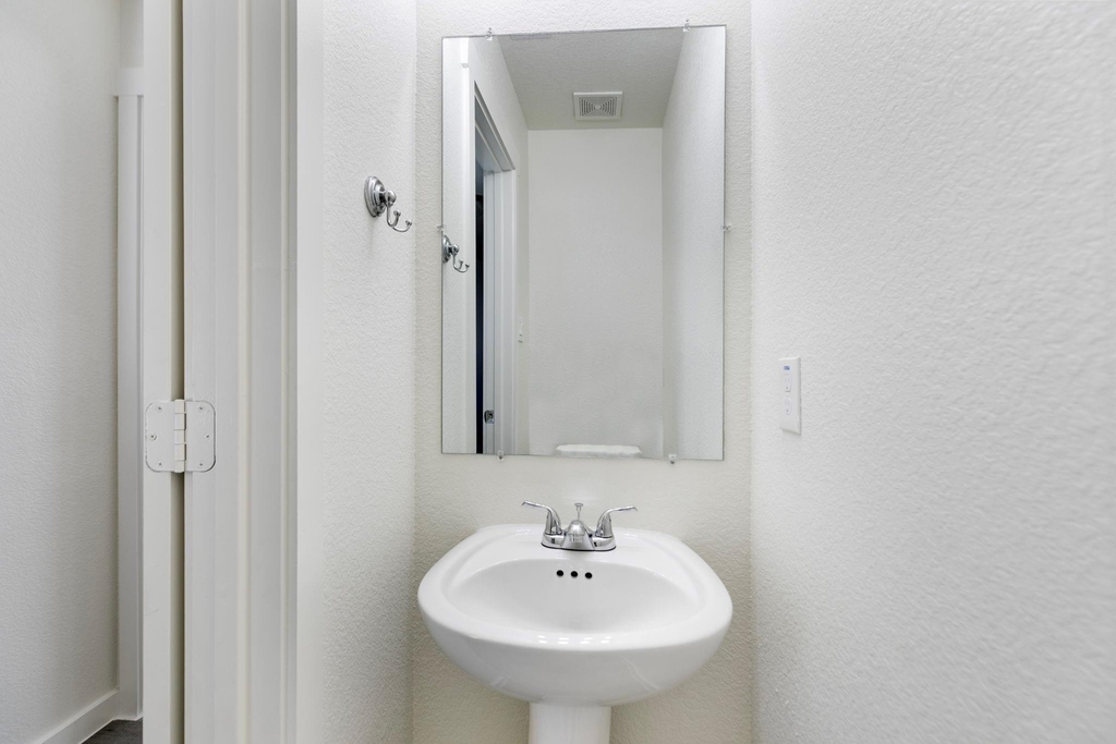 21155 Gosling Road - Photo 9