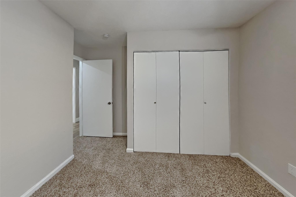 16911 Cairngale Street - Photo 12