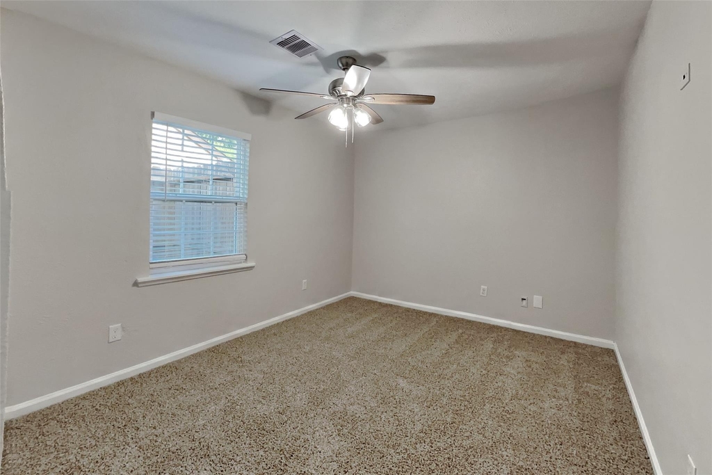 16911 Cairngale Street - Photo 13