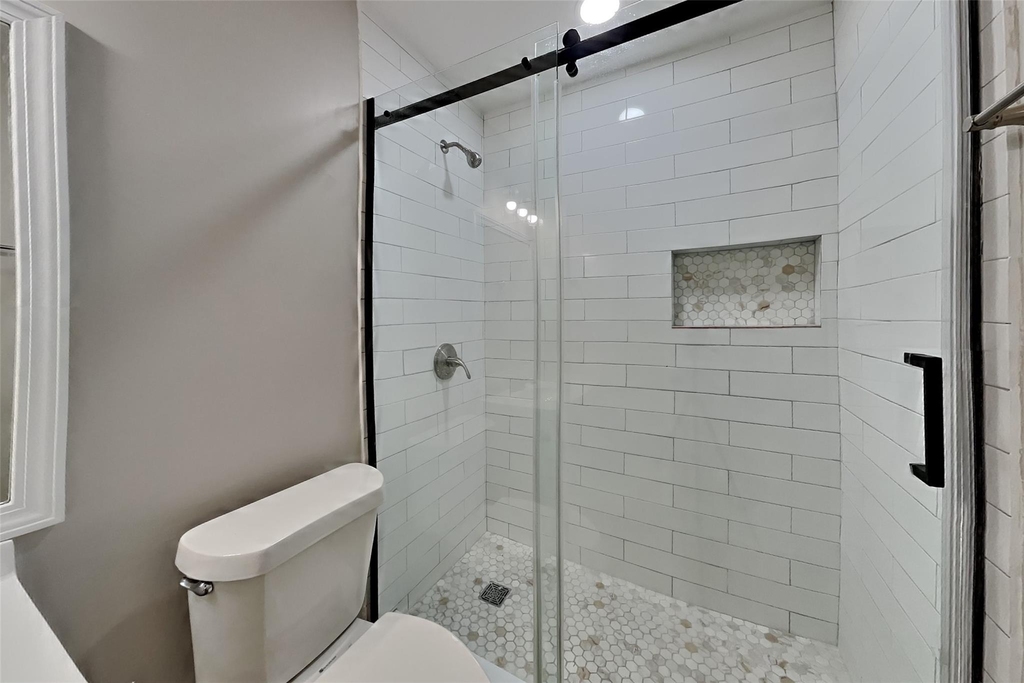 16911 Cairngale Street - Photo 15