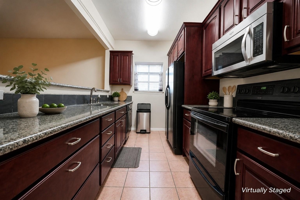 2816 Holly Hall Street - Photo 3