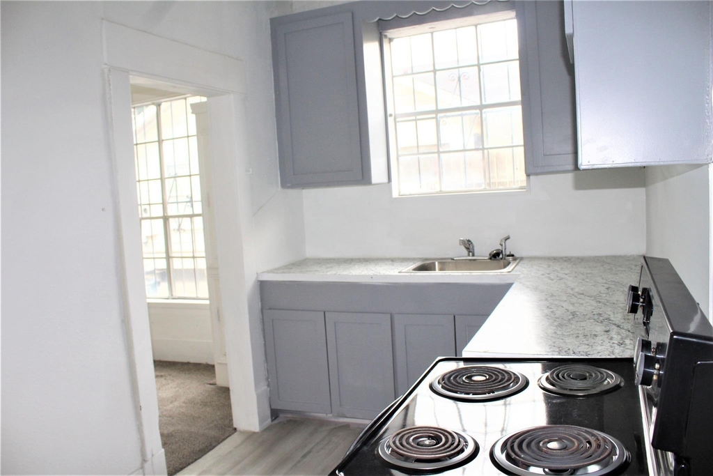 7017 Sherman Street - Photo 4