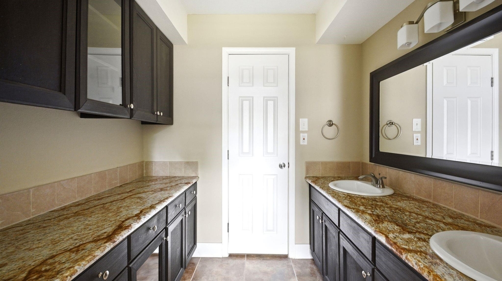 1511 Sungail Drive - Photo 24