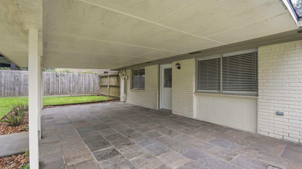 1511 Sungail Drive - Photo 35