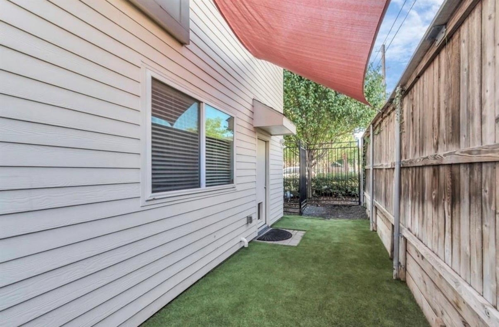 360 Eado Park Circle - Photo 6