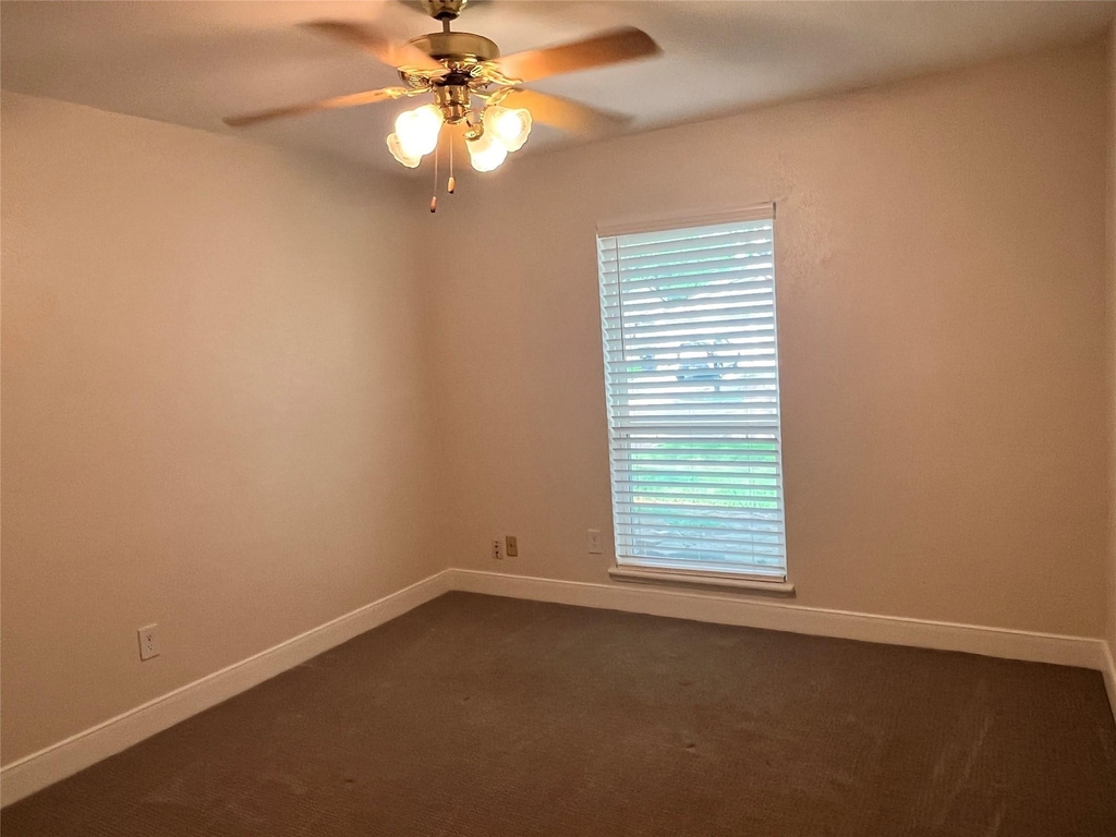 4407 Kevinkay Drive - Photo 9