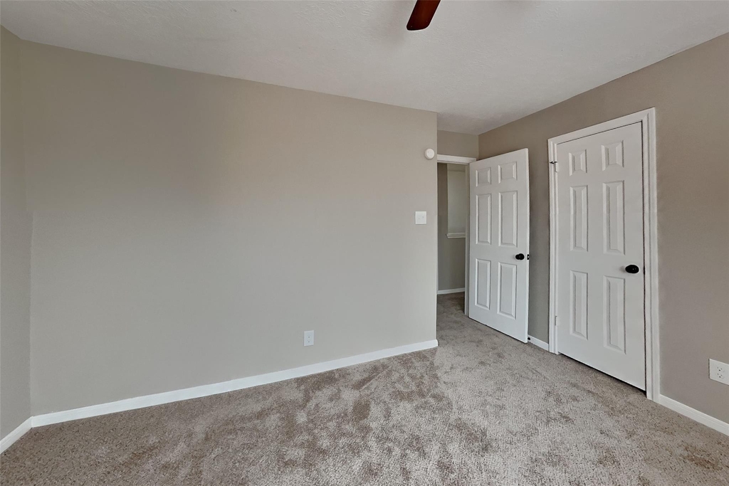 30802 Sifton Drive - Photo 8