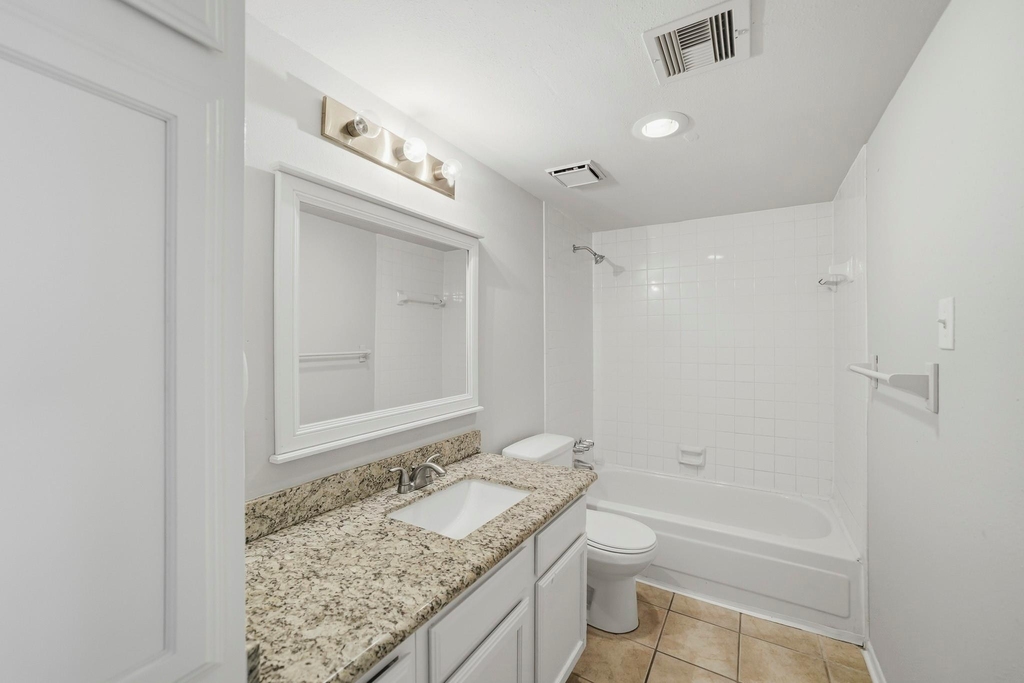 9036 Kerrwood Lane - Photo 5