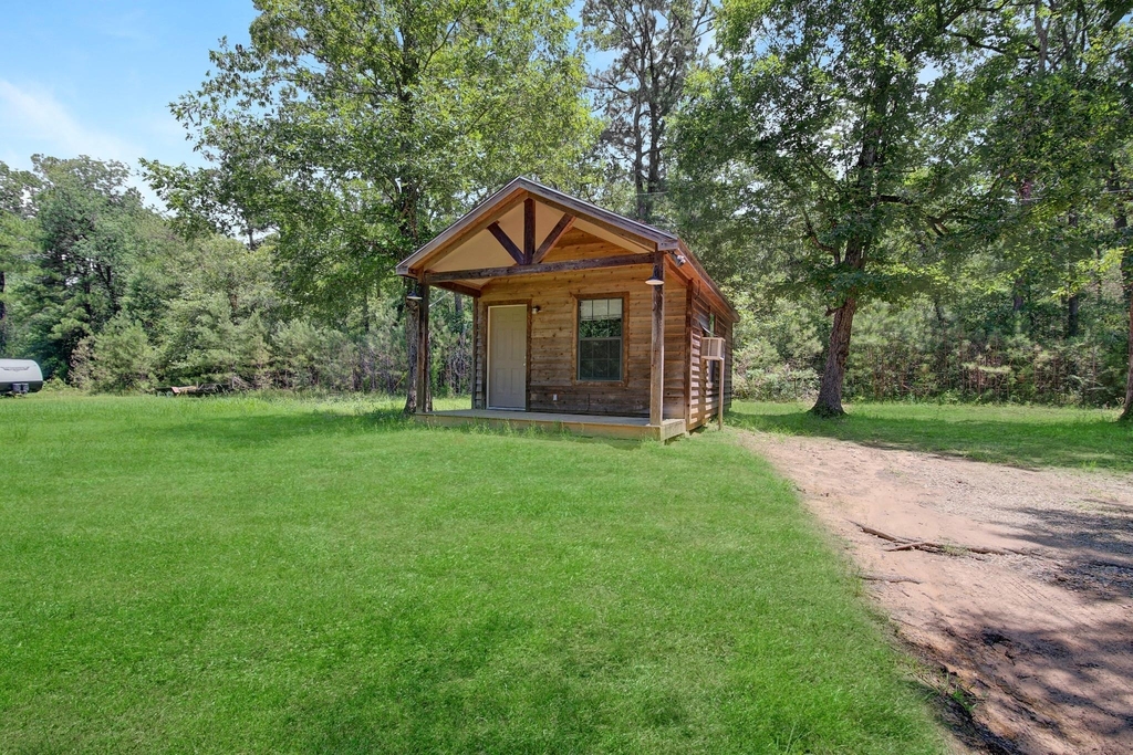 10521 Tanyard Road - Photo 0
