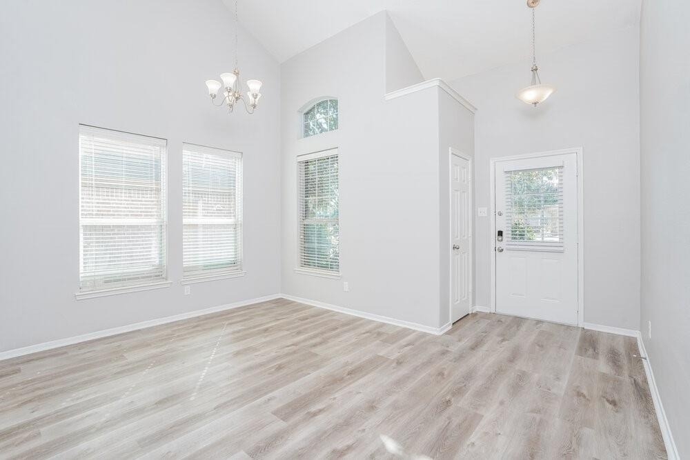 6206 Lovage Avenue - Photo 3
