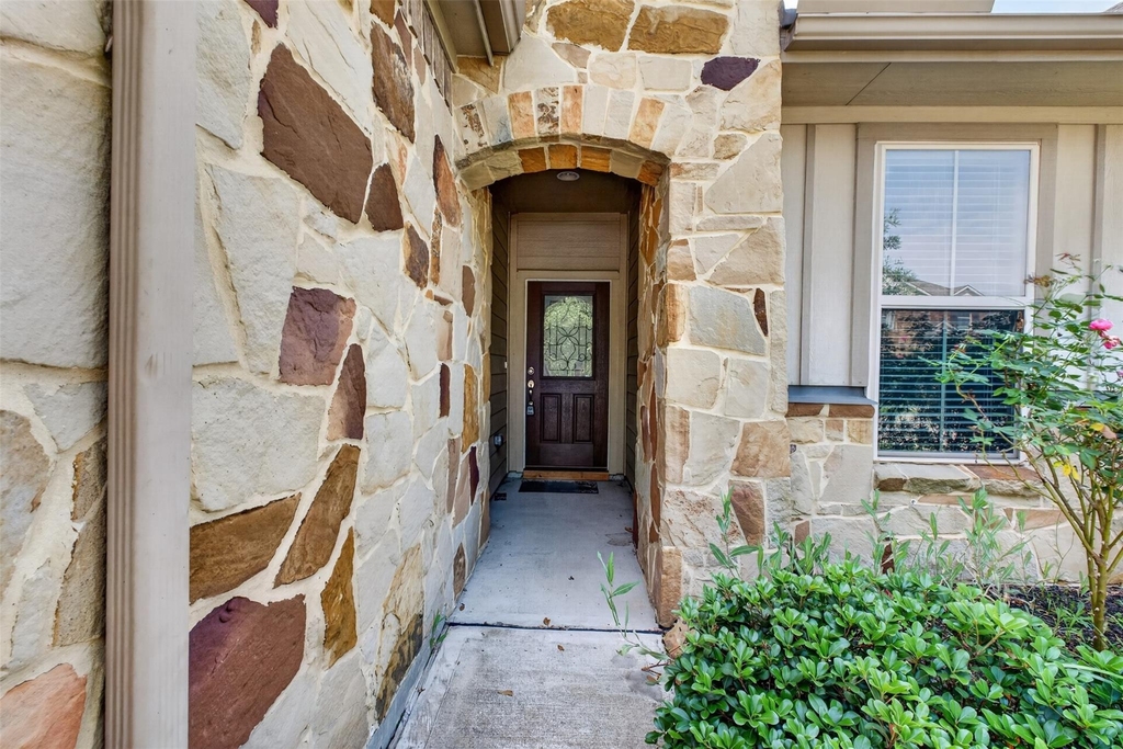 5202 Rue Dela Croix Drive - Photo 3