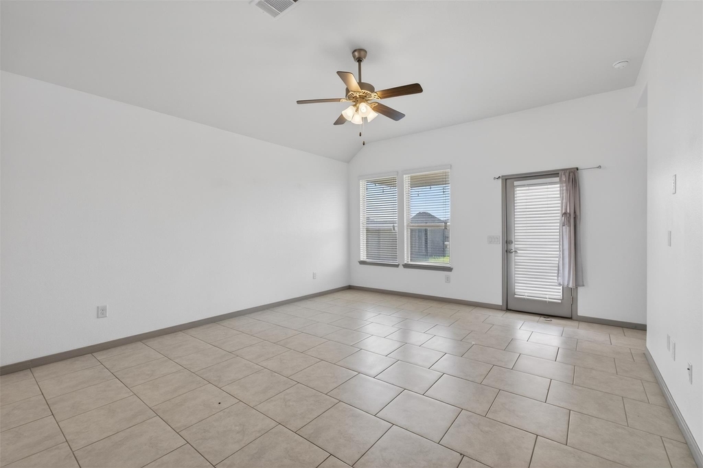 5202 Rue Dela Croix Drive - Photo 18