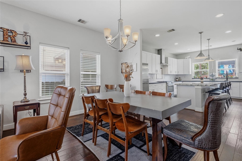704 Vincent Street - Photo 19
