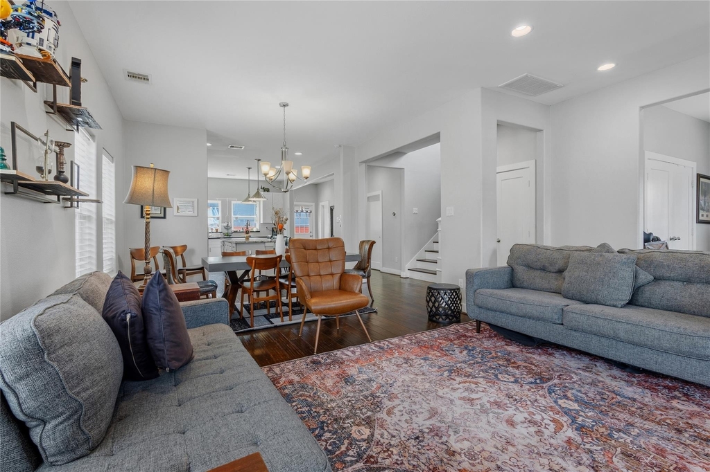 704 Vincent Street - Photo 7