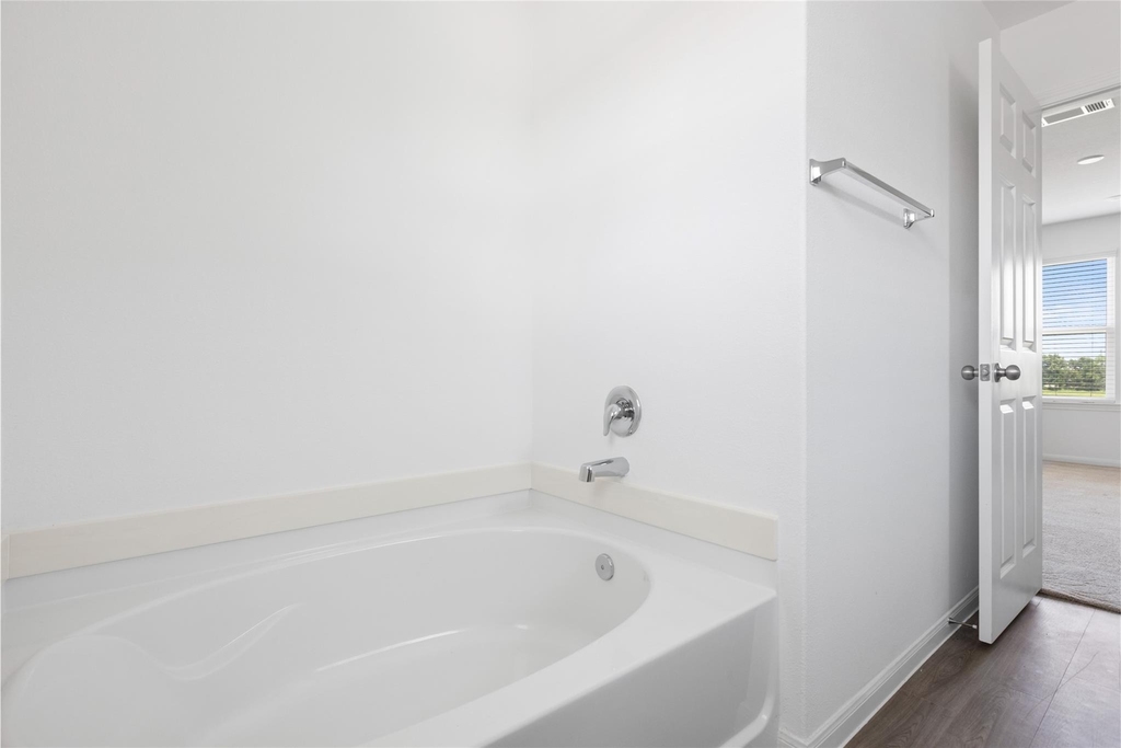 7323 Heath Knoll Lane - Photo 11