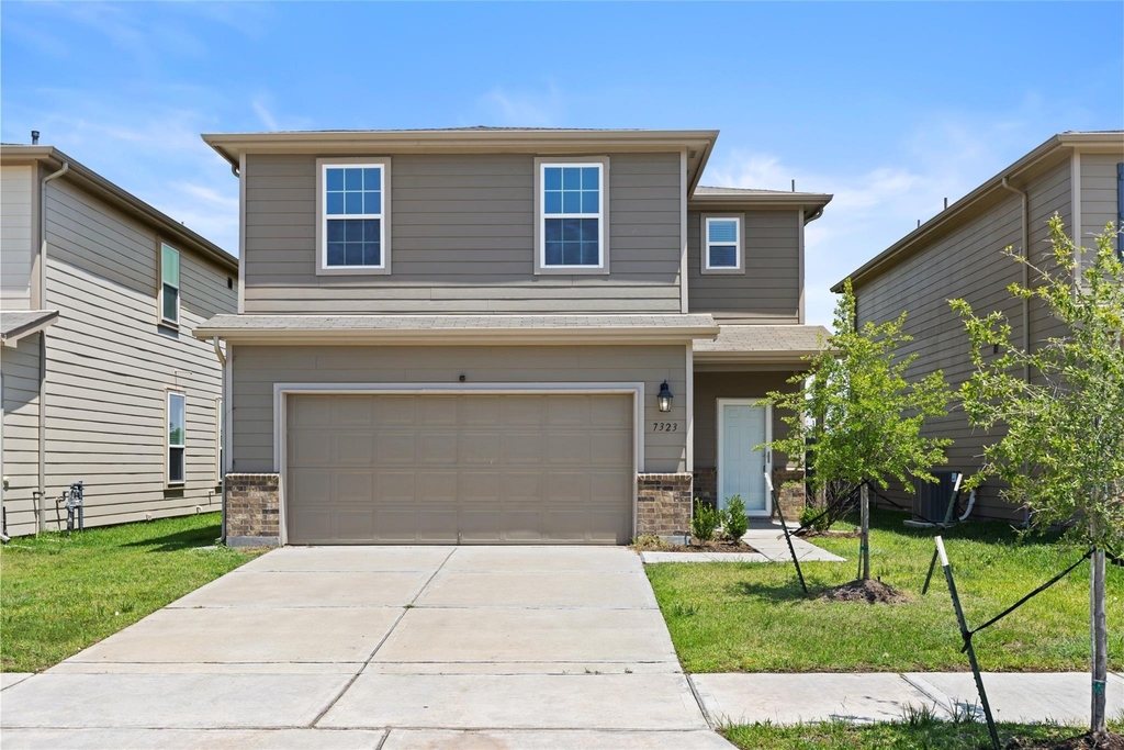 7323 Heath Knoll Lane - Photo 0