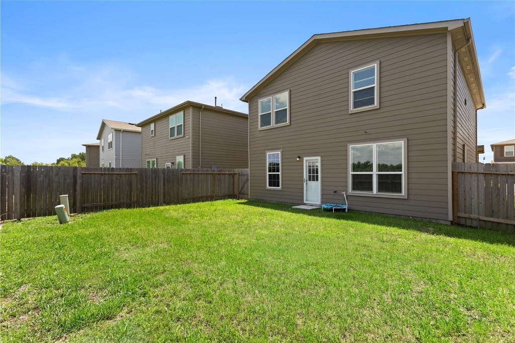 7323 Heath Knoll Lane - Photo 16