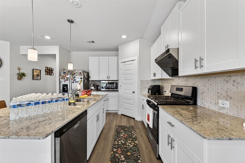 6342 Buffalo Bend Lane - Photo 19