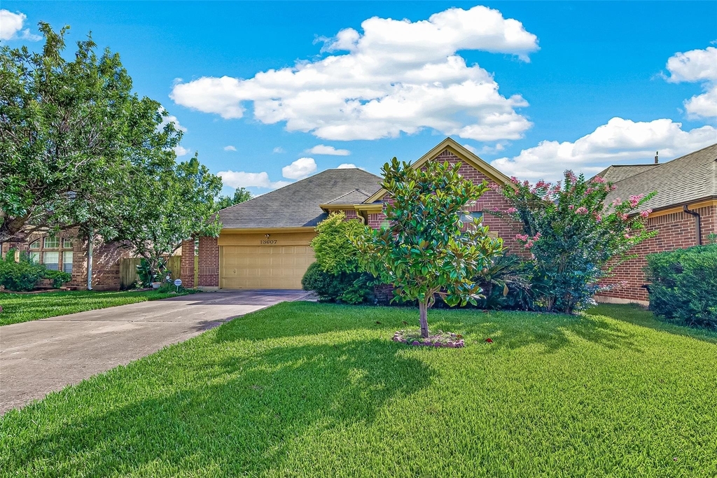 13607 Sable Lane - Photo 1
