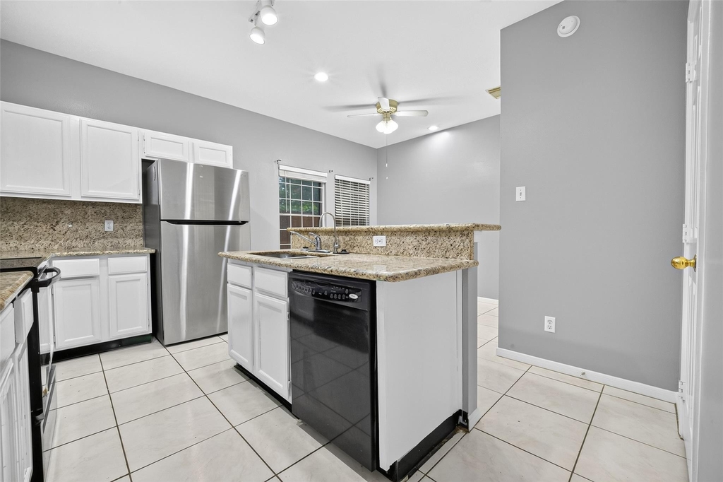 13607 Sable Lane - Photo 16
