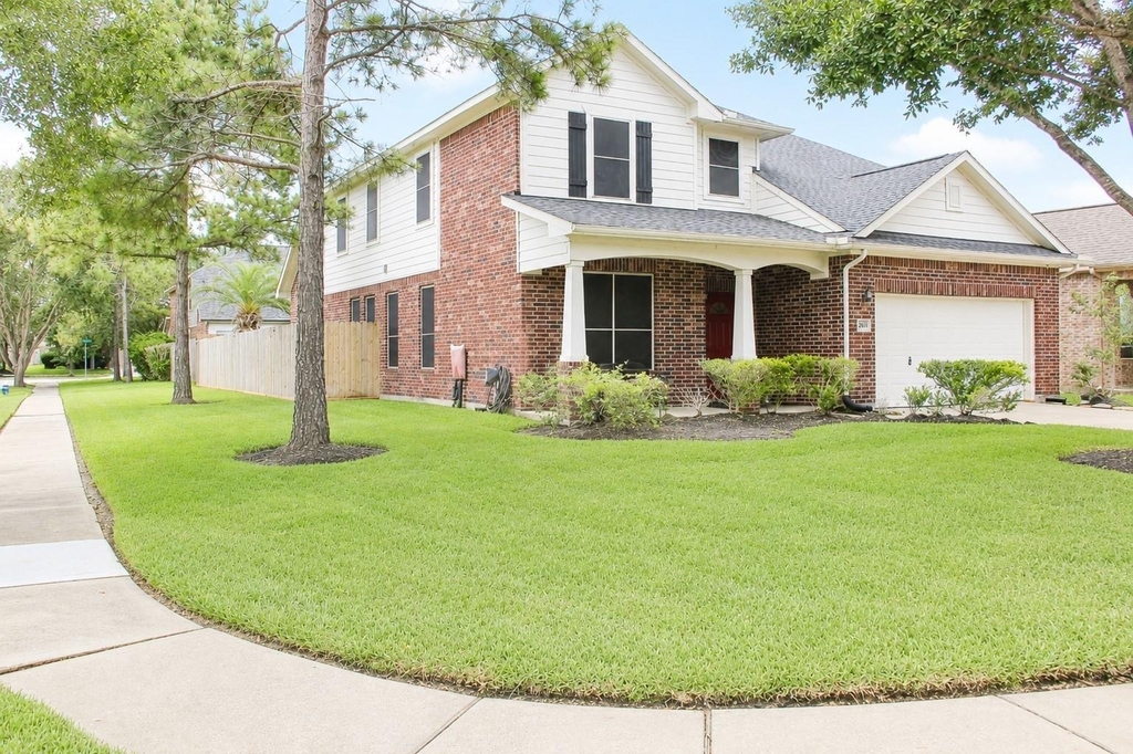 2814 Silver Bend Lane - Photo 2