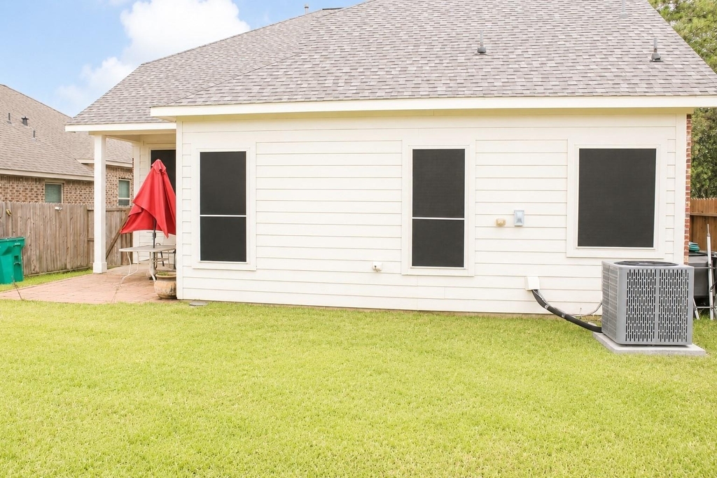 2814 Silver Bend Lane - Photo 28