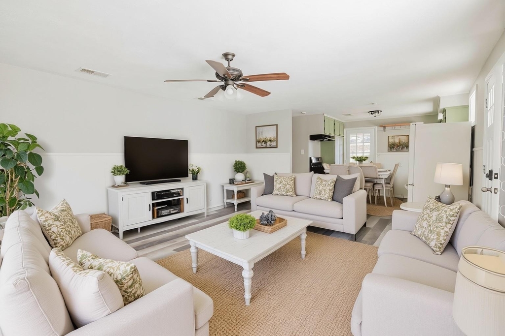 2518 Daugherty Street - Photo 1