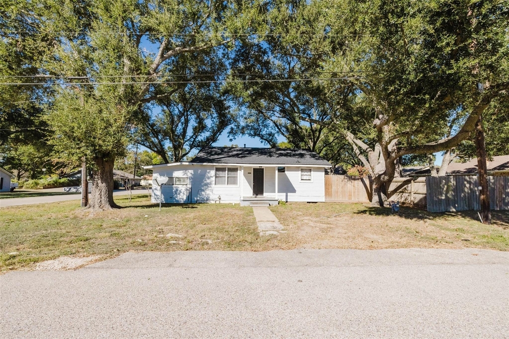 2518 Daugherty Street - Photo 0