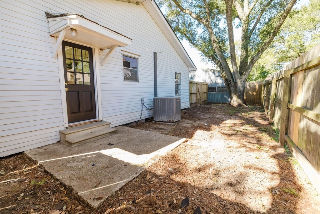 2518 Daugherty Street - Photo 10