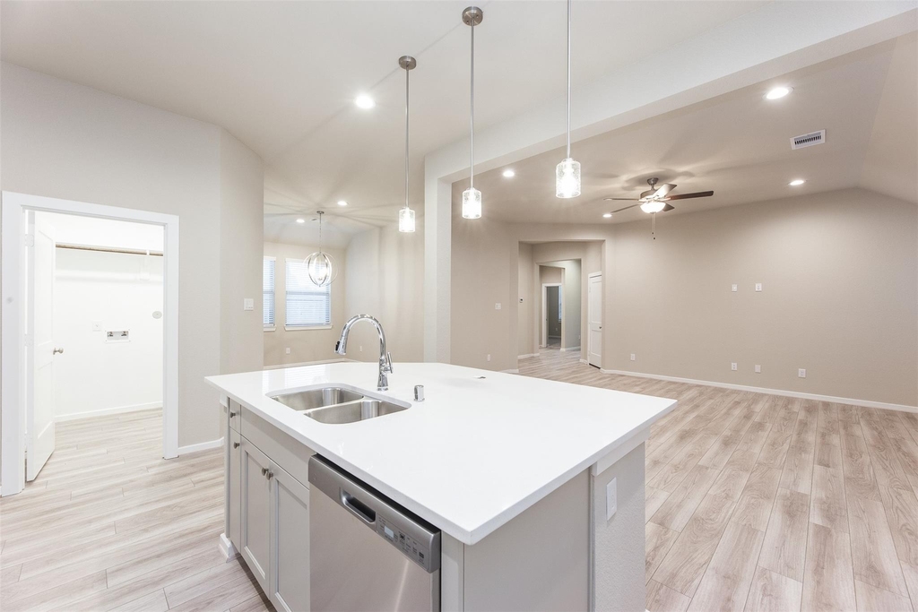4022 Maple Glen Drive - Photo 11