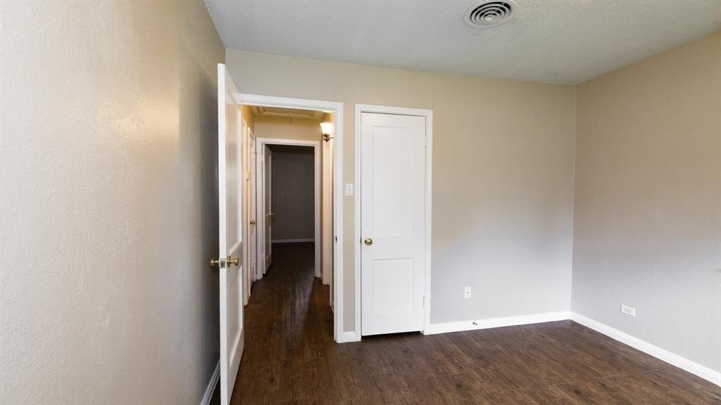 616 17th Avenue N - Photo 12