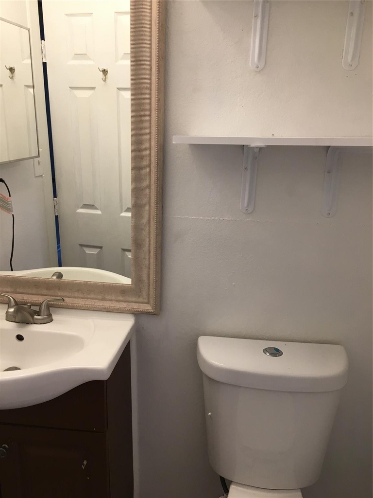 1641 Decker Street - Photo 9