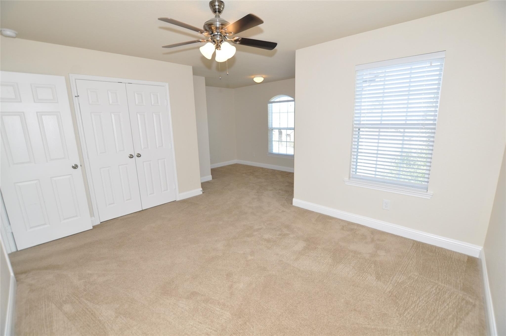 21502 Duke Alexander Drive - Photo 19