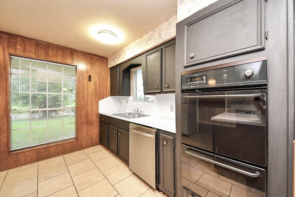 9126 Willow Meadow Drive - Photo 33