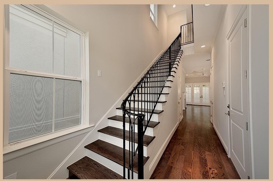 215 Willow Street - Photo 3
