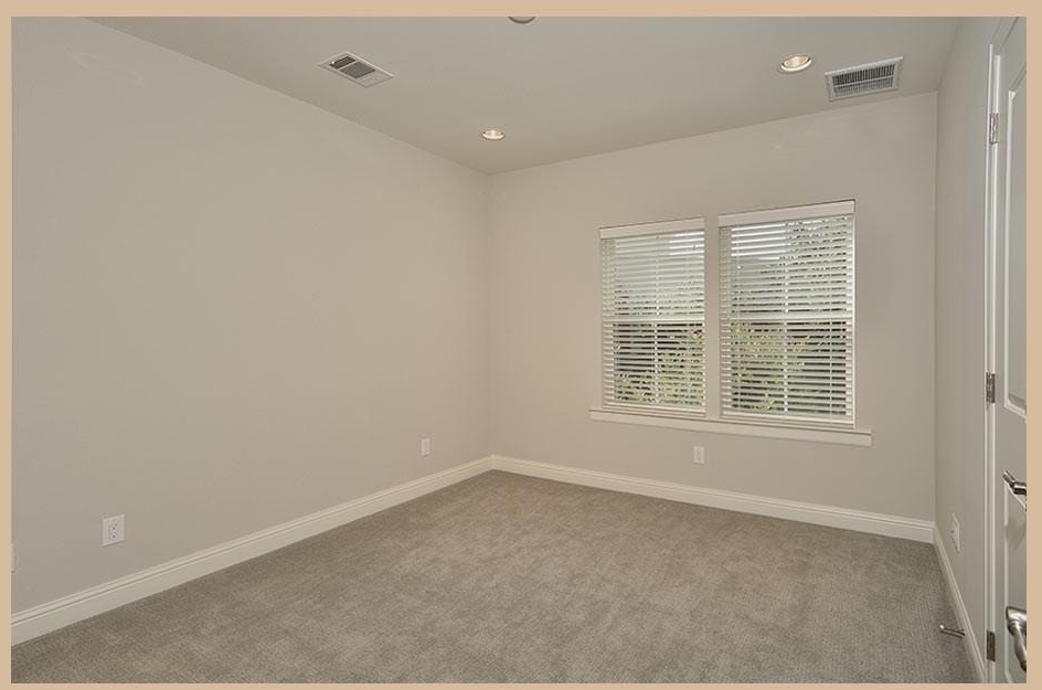 215 Willow Street - Photo 14
