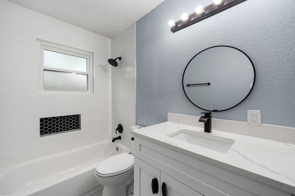 1119 1 St Avenue N - Photo 9