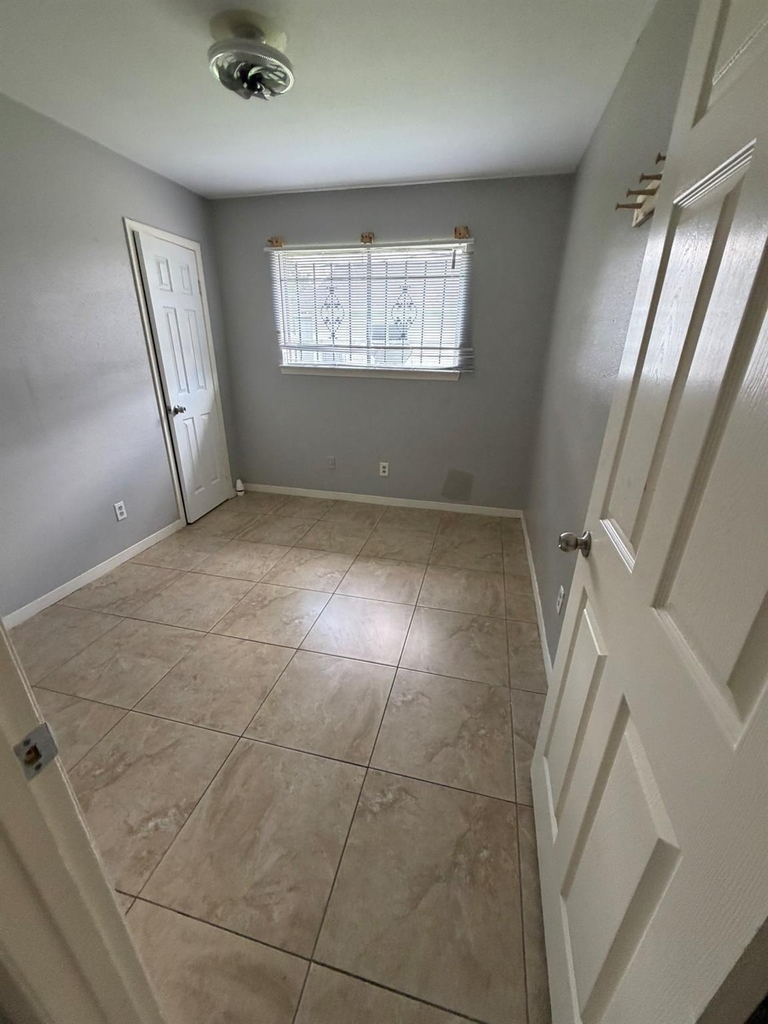 7106 Haverton Drive - Photo 10