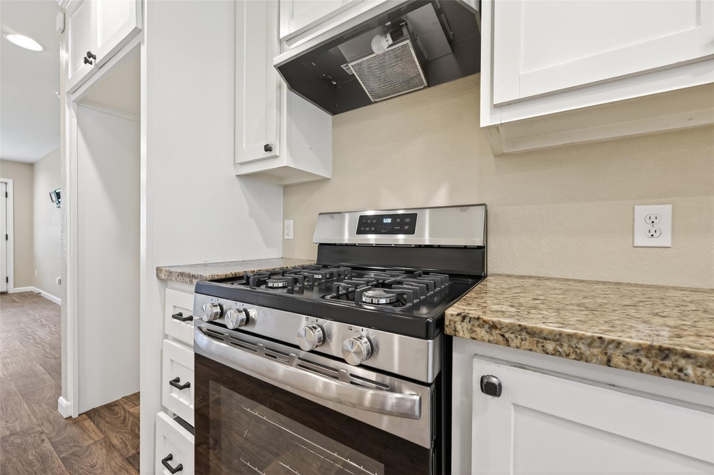 1708 Sycamore Avenue - Photo 11
