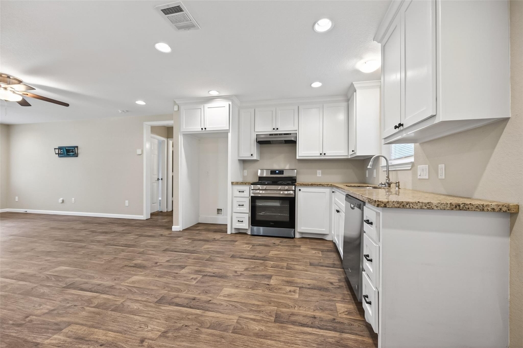 1708 Sycamore Avenue - Photo 9