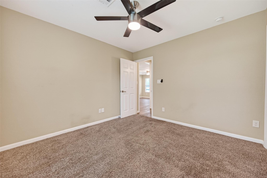 1708 Sycamore Avenue - Photo 16