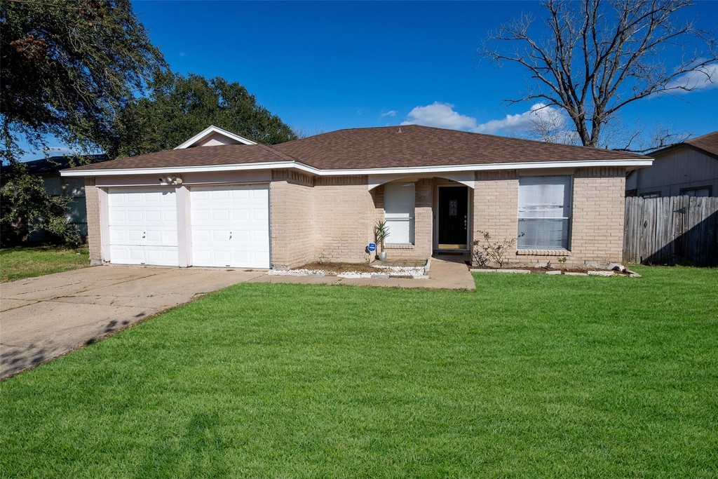 2022 Crosscoach Lane - Photo 0