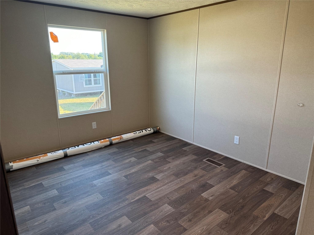 822 E Fannin Street - Photo 11