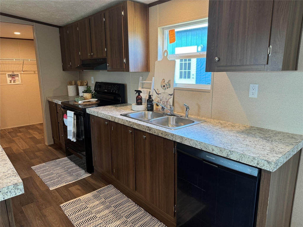822 E Fannin Street - Photo 8